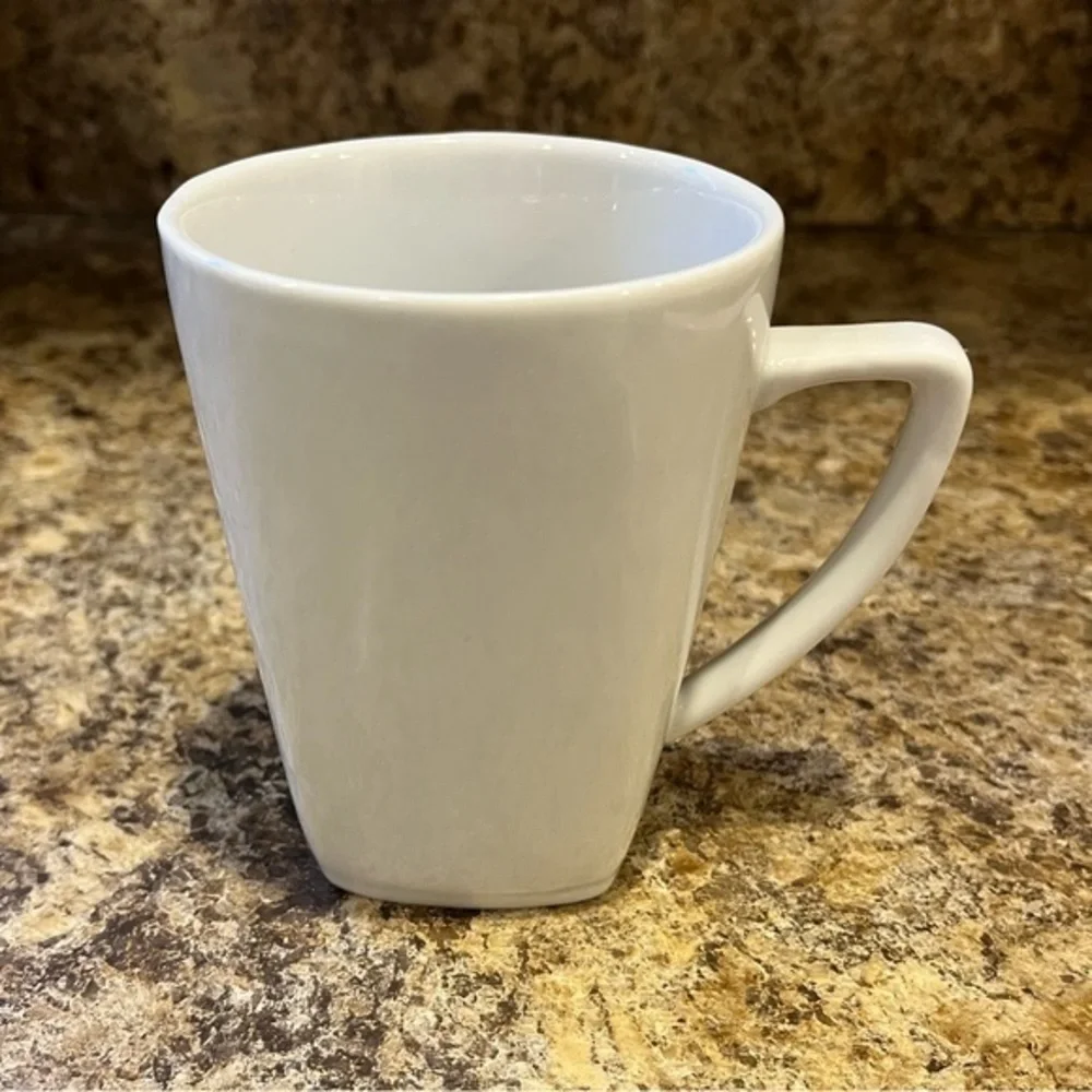 Pottery Barn Great White Classic White Mug 11 oz.